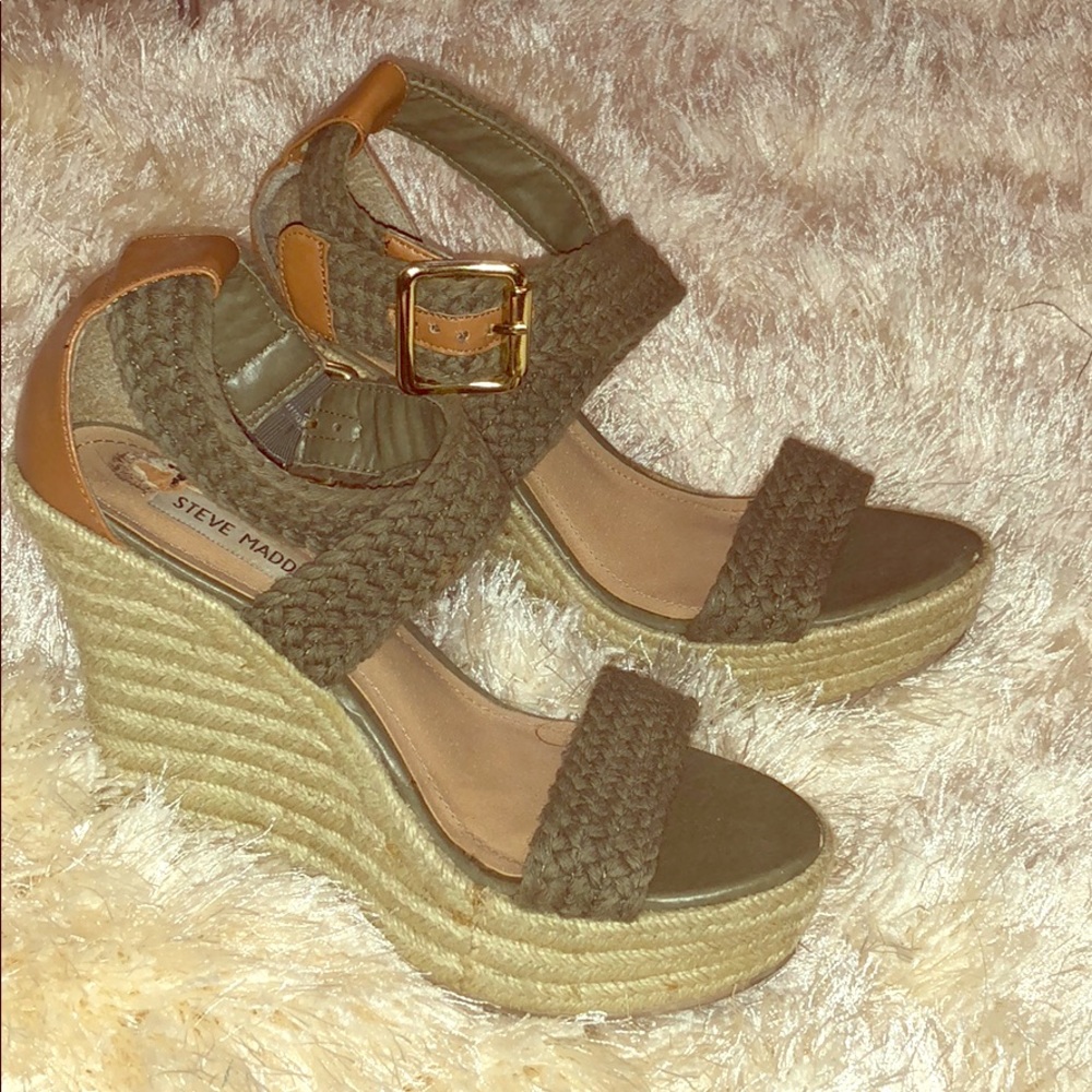 Steve Madden Green wedges